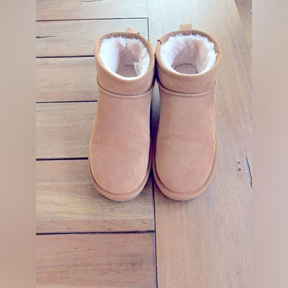 Women's Tan Ankle Boots - Picture 3 of 10